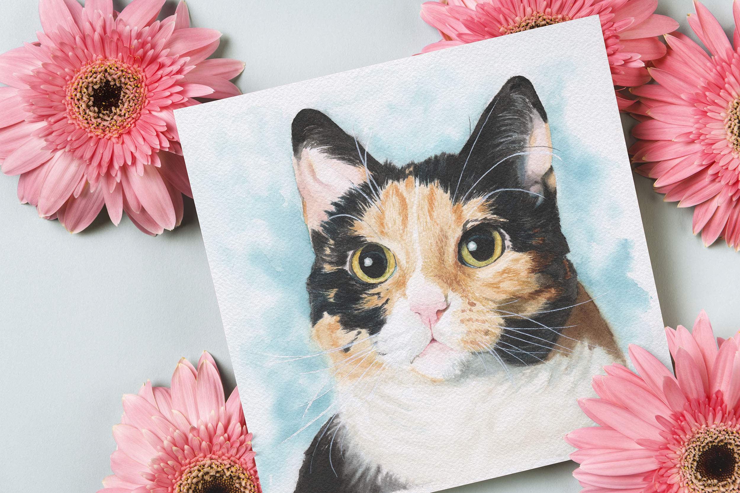 Peinture aquarelle de chat calico, entourée de fleurs, page "offrir une carte cadeau"