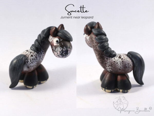 Sucette, la jument d'Amélie MYNIZ • Totem | Mini Sculpture personnalisée de votre cheval